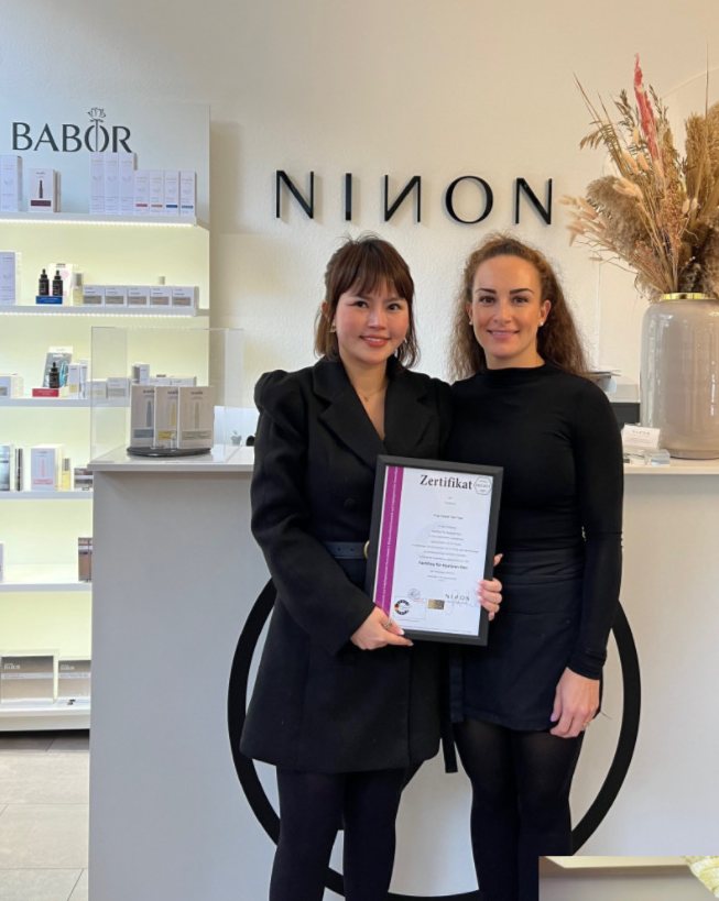 Nhận chứng nhận đào tạo tại NINON